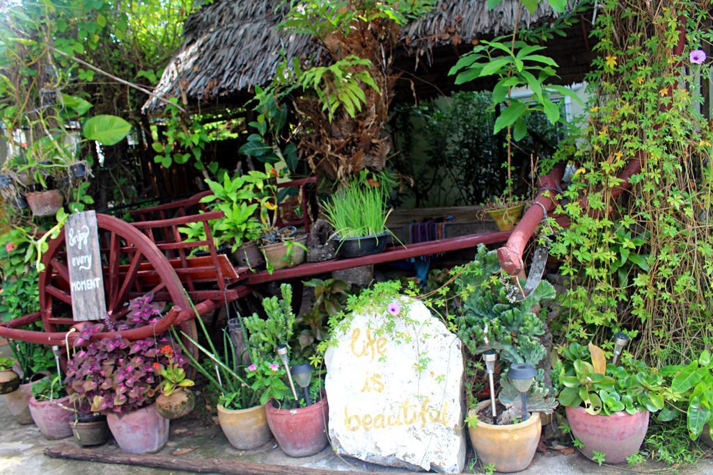 Garden Guesthouse Kampong Chhnang Luaran gambar